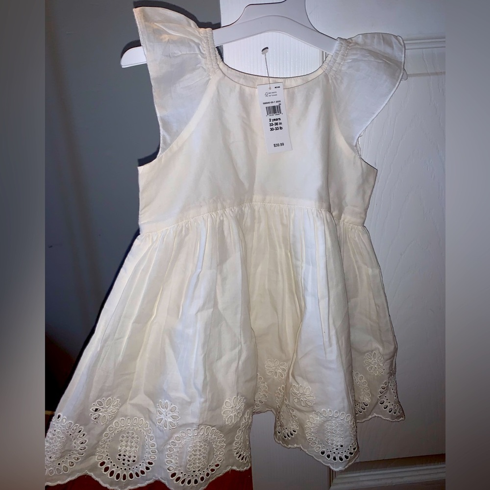 Baby GAP size “2 years” 2T ivory sleeveless dress NWT